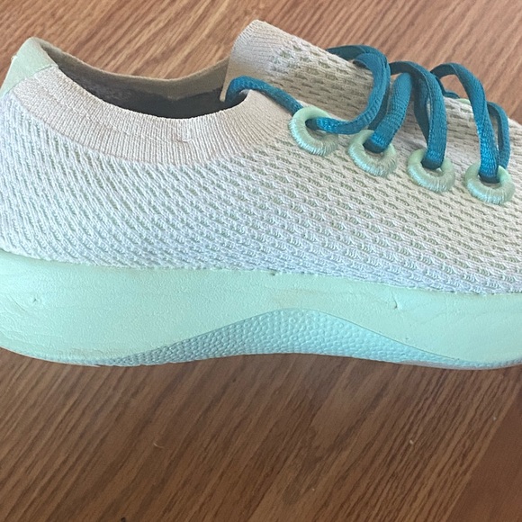 Allbirds sea foam/teal sneaker - Picture 8 of 10